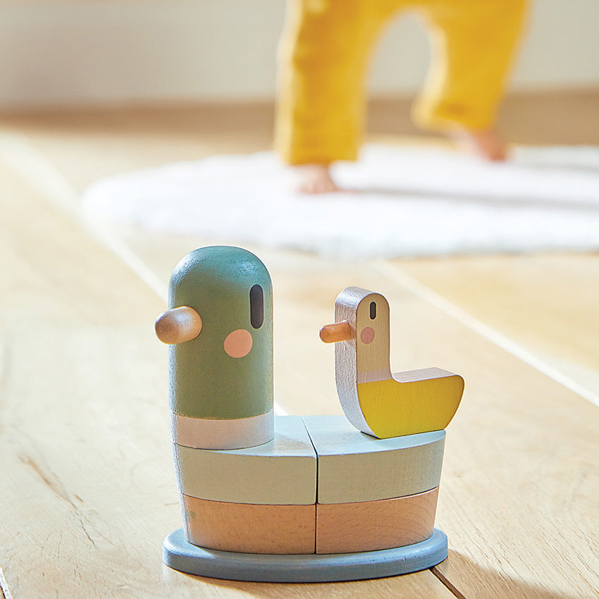 Janod -  Cocoon Stacking Ducks