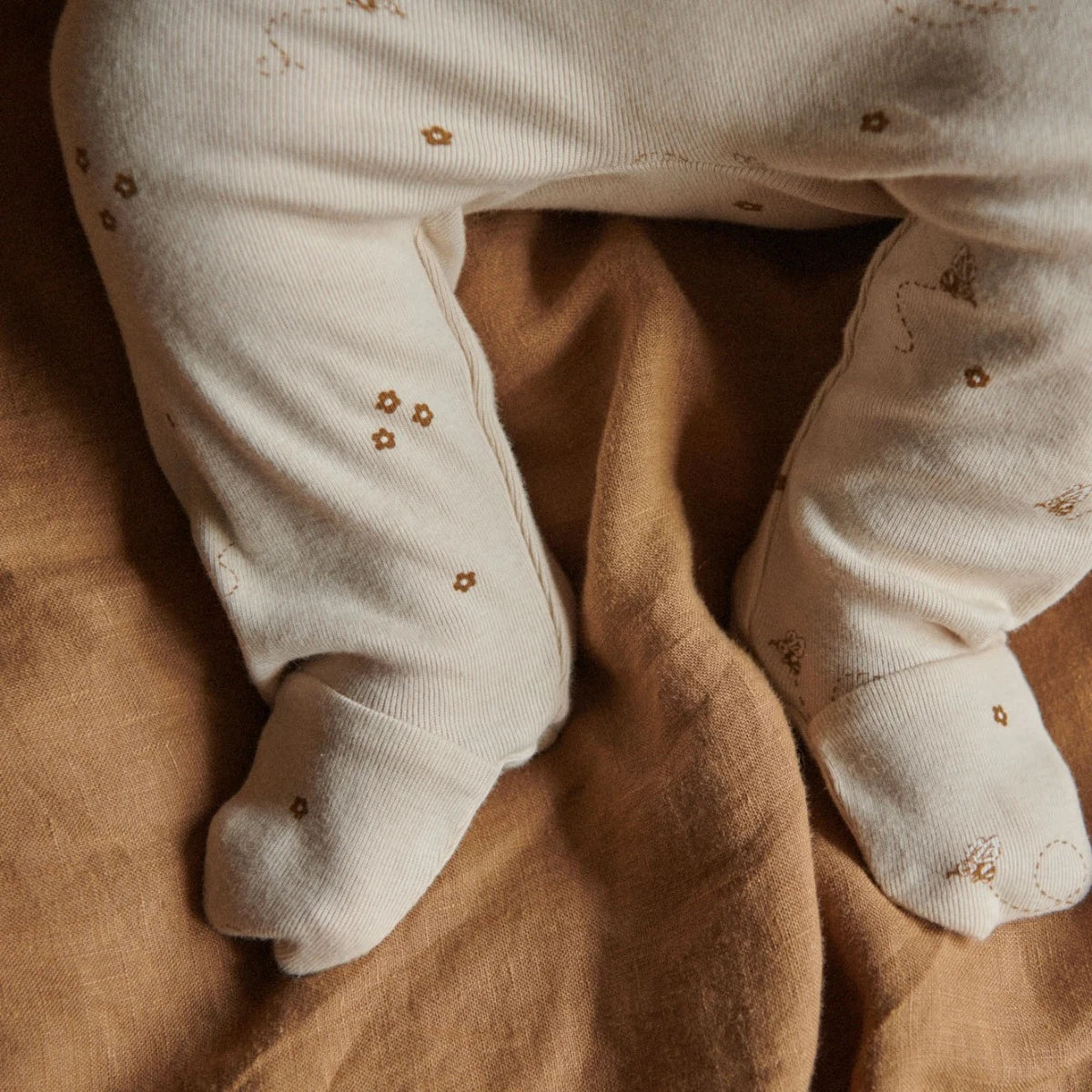 Nature Baby - Cotton Footed Rompers - Bumble Bee Print