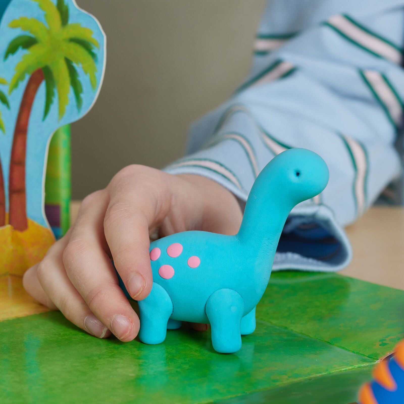 Tiger Tribe - Claytopia - Dinosaur World