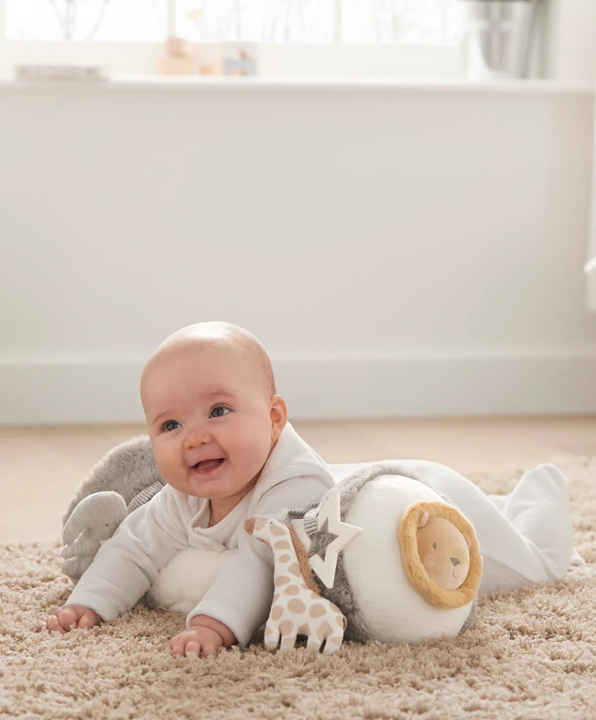 Mamas & Papas Tummy Time Roll - Welcome to the World - Elephant