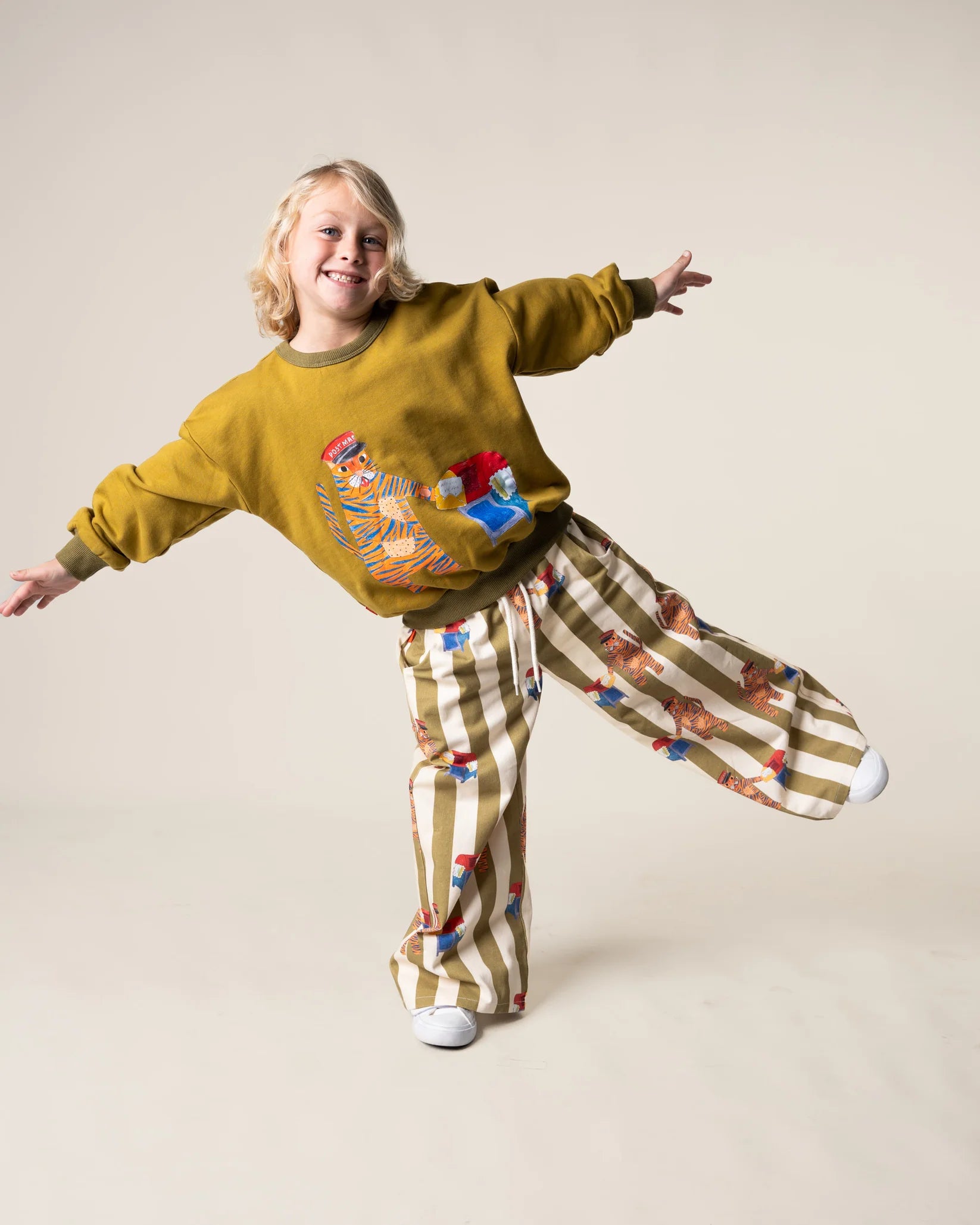 Das Ist Maurice - Wide Leg Pants - Tiger the Postie