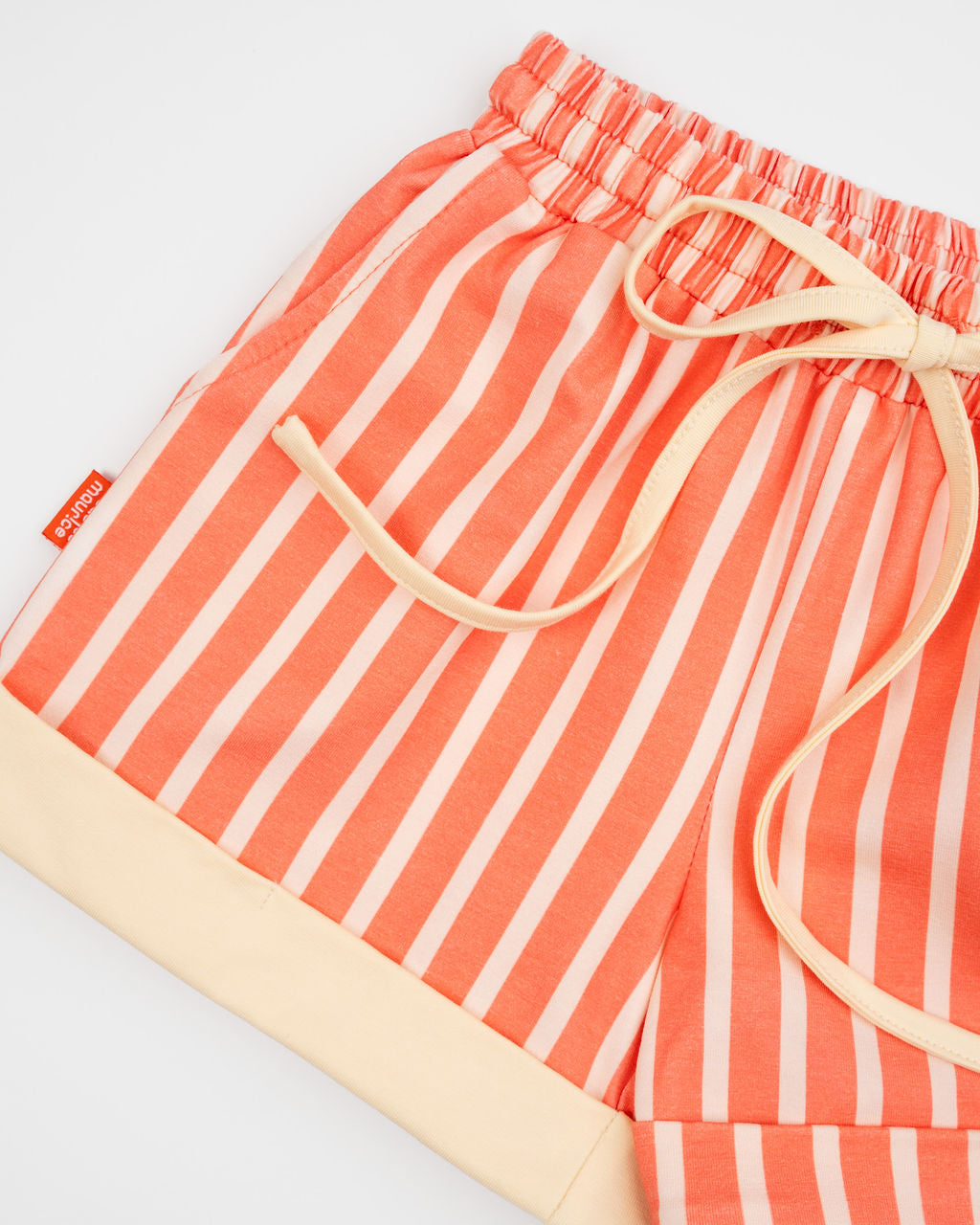 Das Ist Maurice - Shorts - Peachy