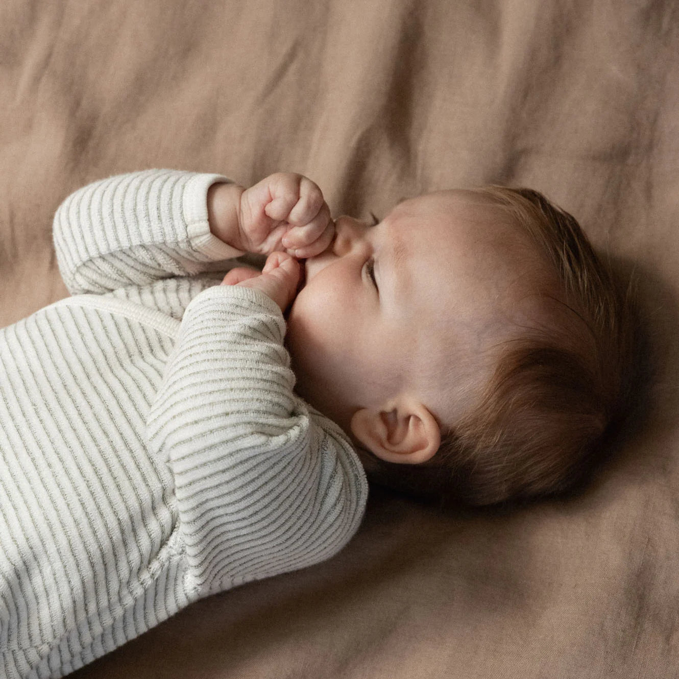 Nature Baby - Kimono Terry Stretch & Grow - Nettle Pinstripe