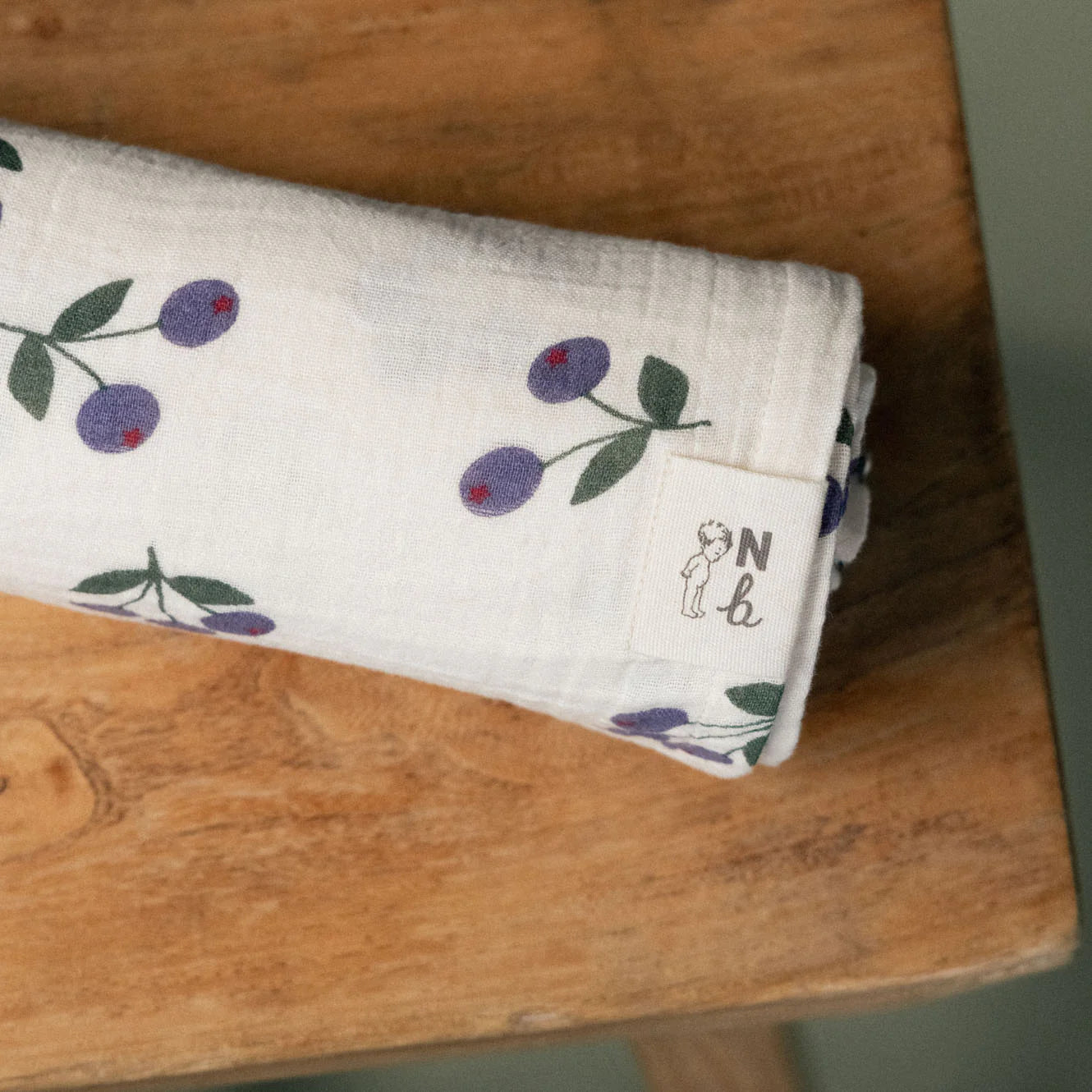 Nature Baby - Muslin Wrap - Winter Berry