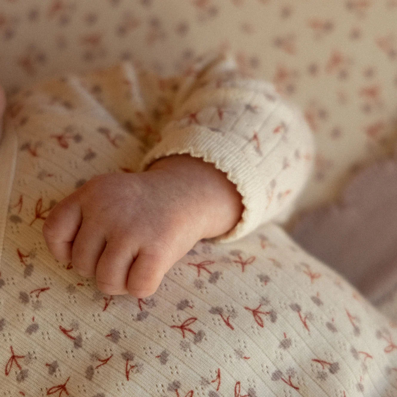 Nature Baby - Pointelle Kimono Stretch & Grow - Dandelion Print