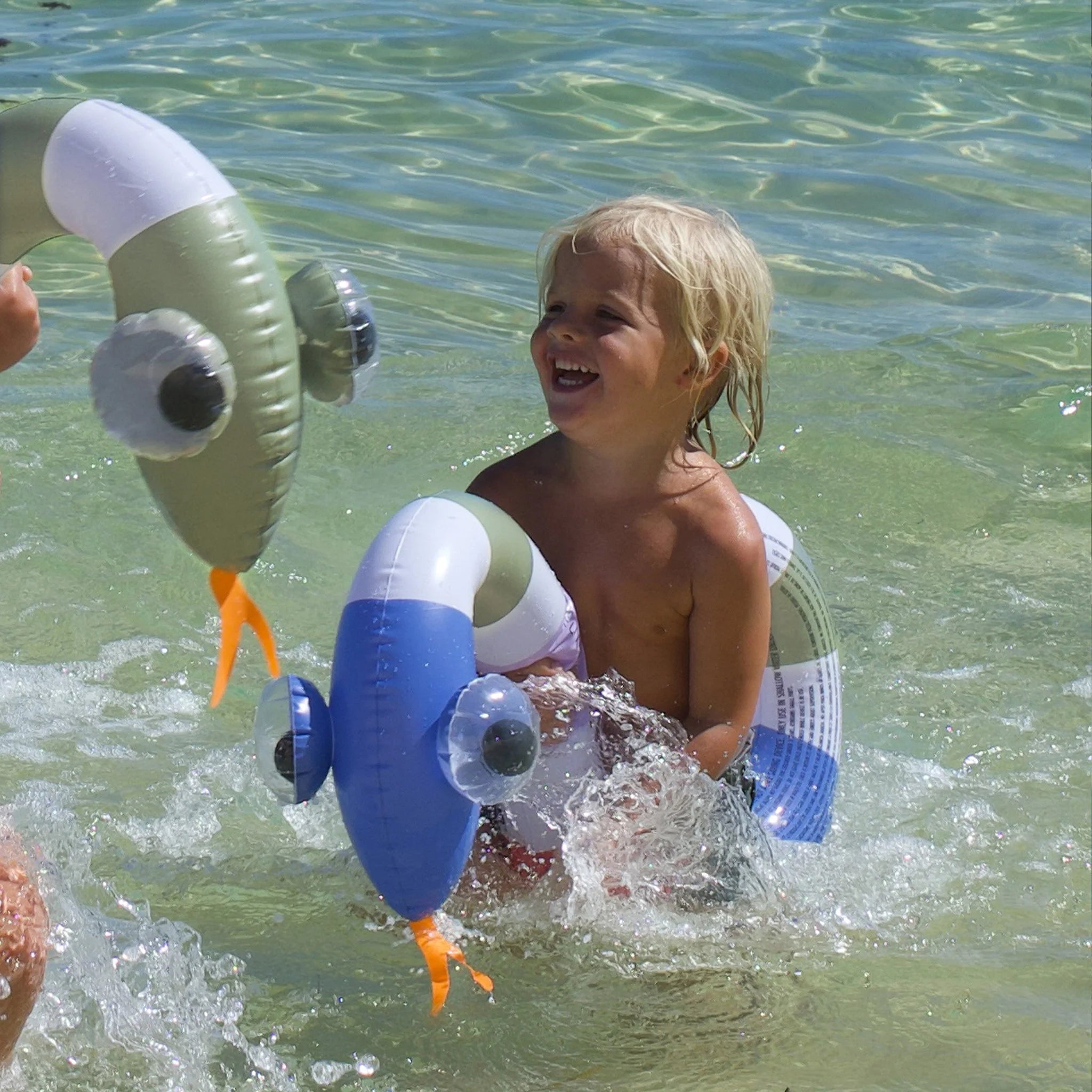 Sunnylife - Kids Inflatable Noodle Into the Wild Multi