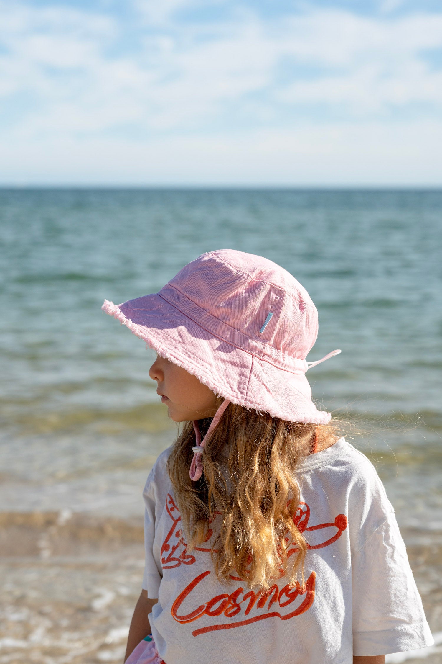 Acorn - Strawberry Frayed Bucket Hat