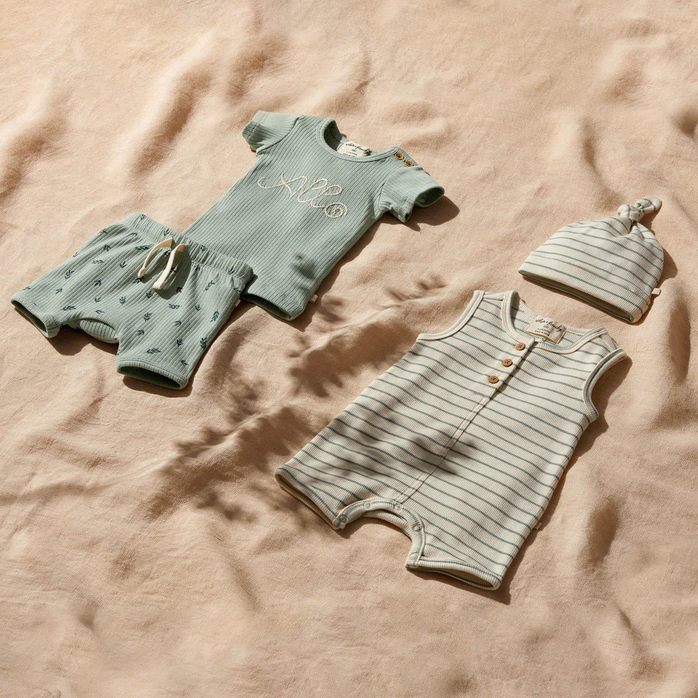 Wilson & Frenchy - Falling Leaf Organic Rib Short