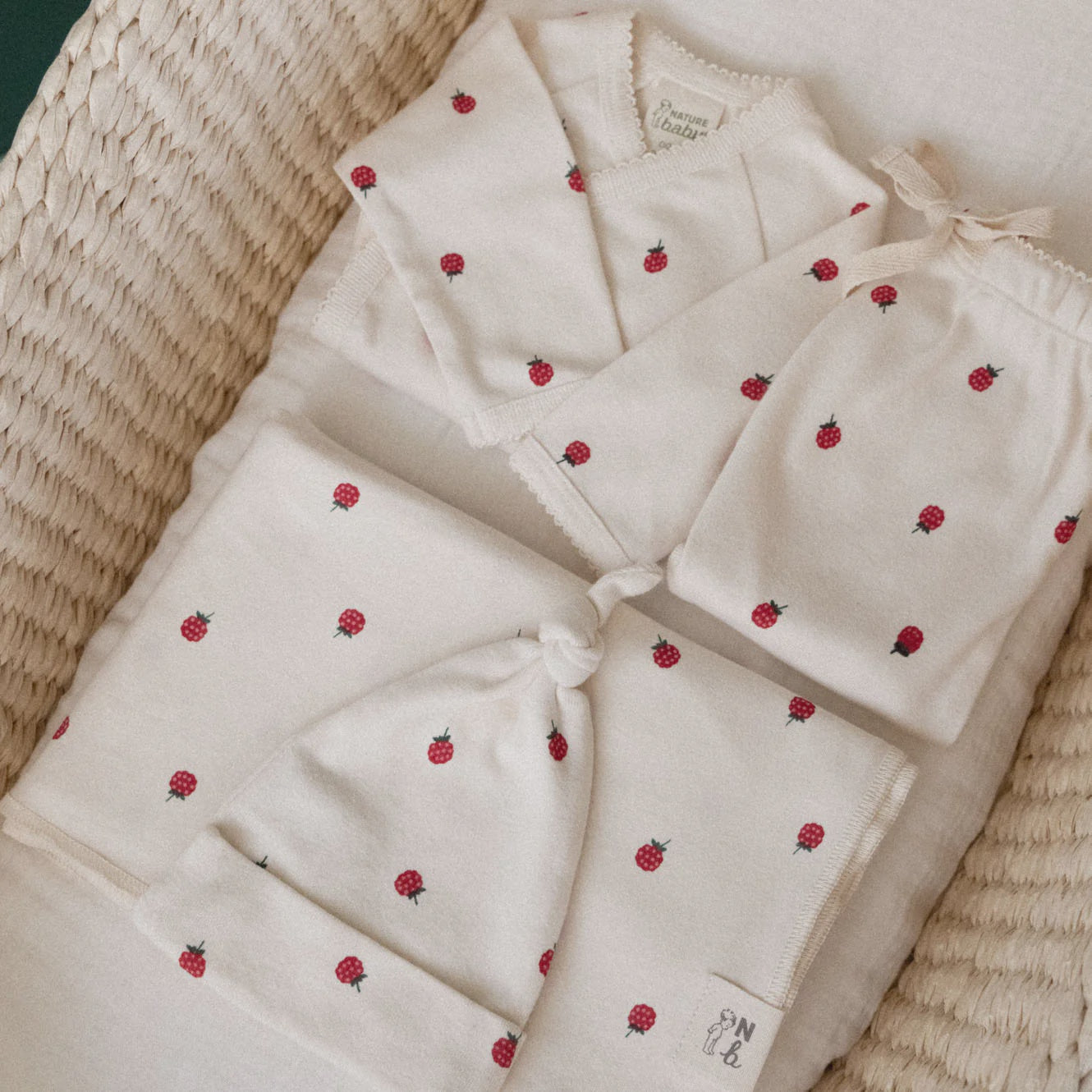 Nature Baby - Welcome Home Set - Raspberry Print