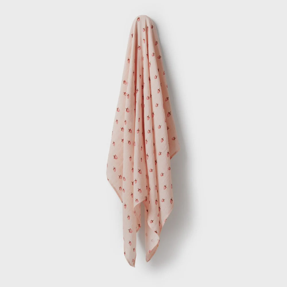 Wilson & Frenchy - Strawberry Kisses Organic Muslin
