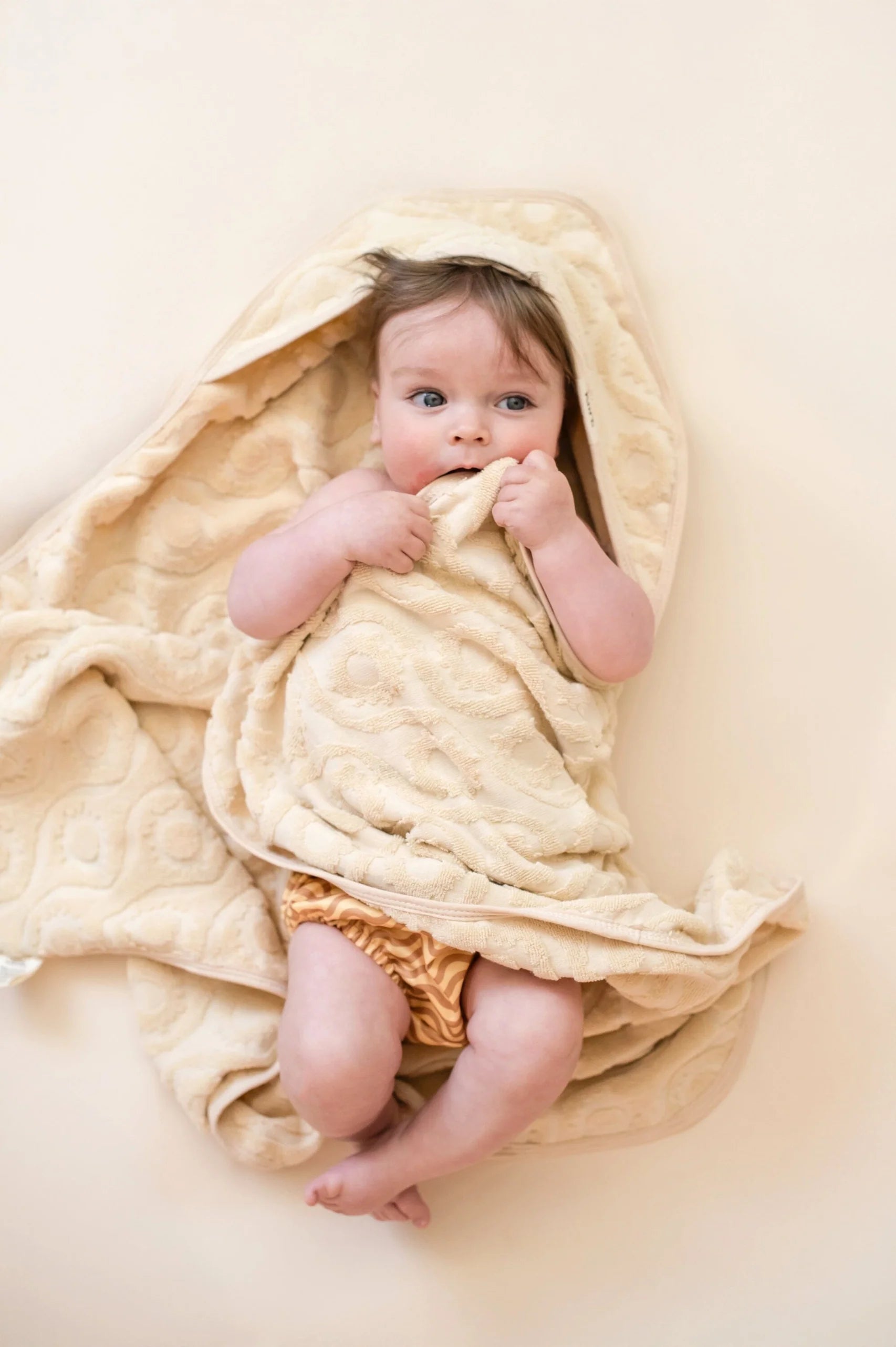 Kiin -  Hooded  Beach Towel -Oat