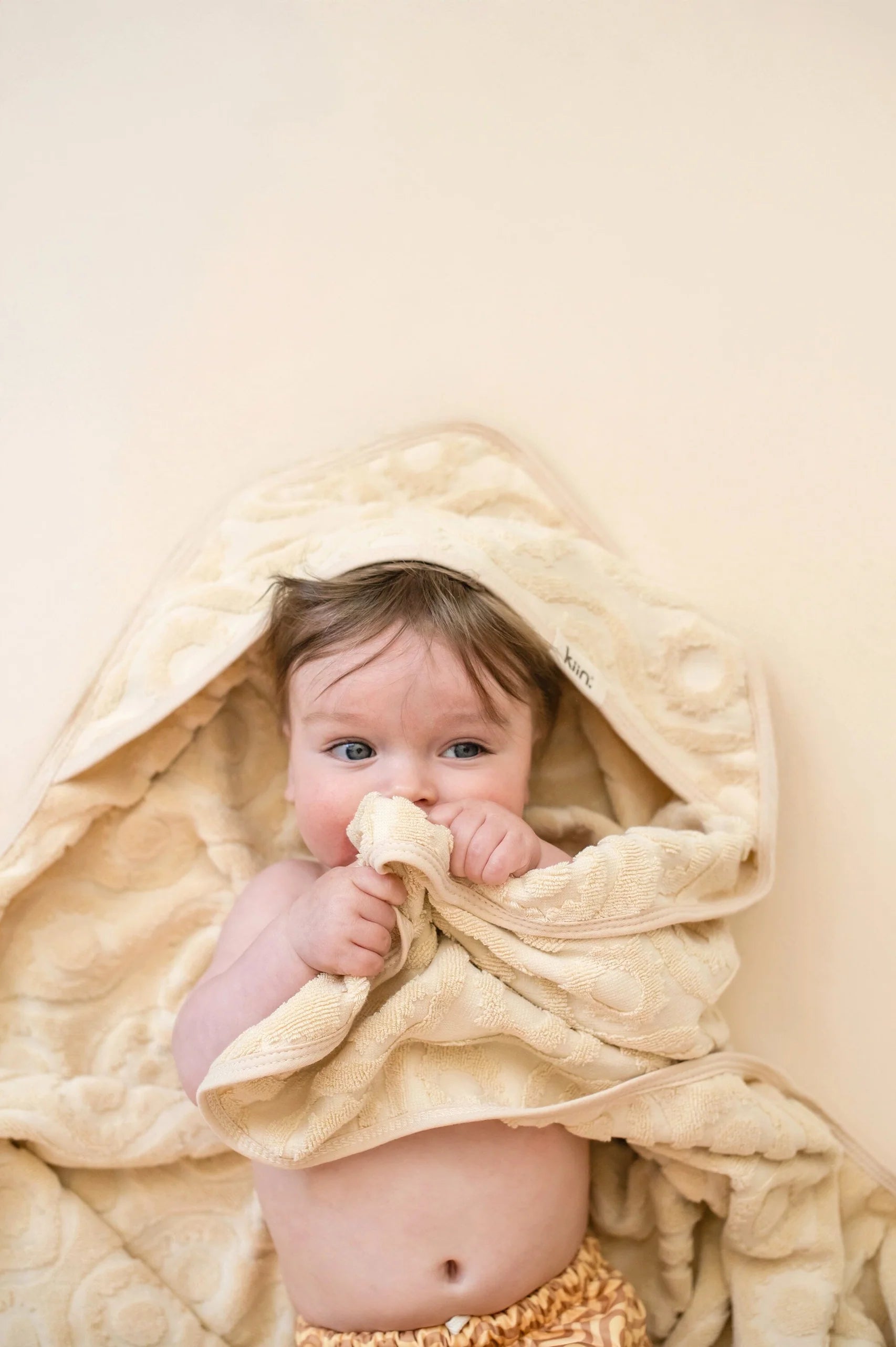 Kiin -  Hooded  Beach Towel -Oat