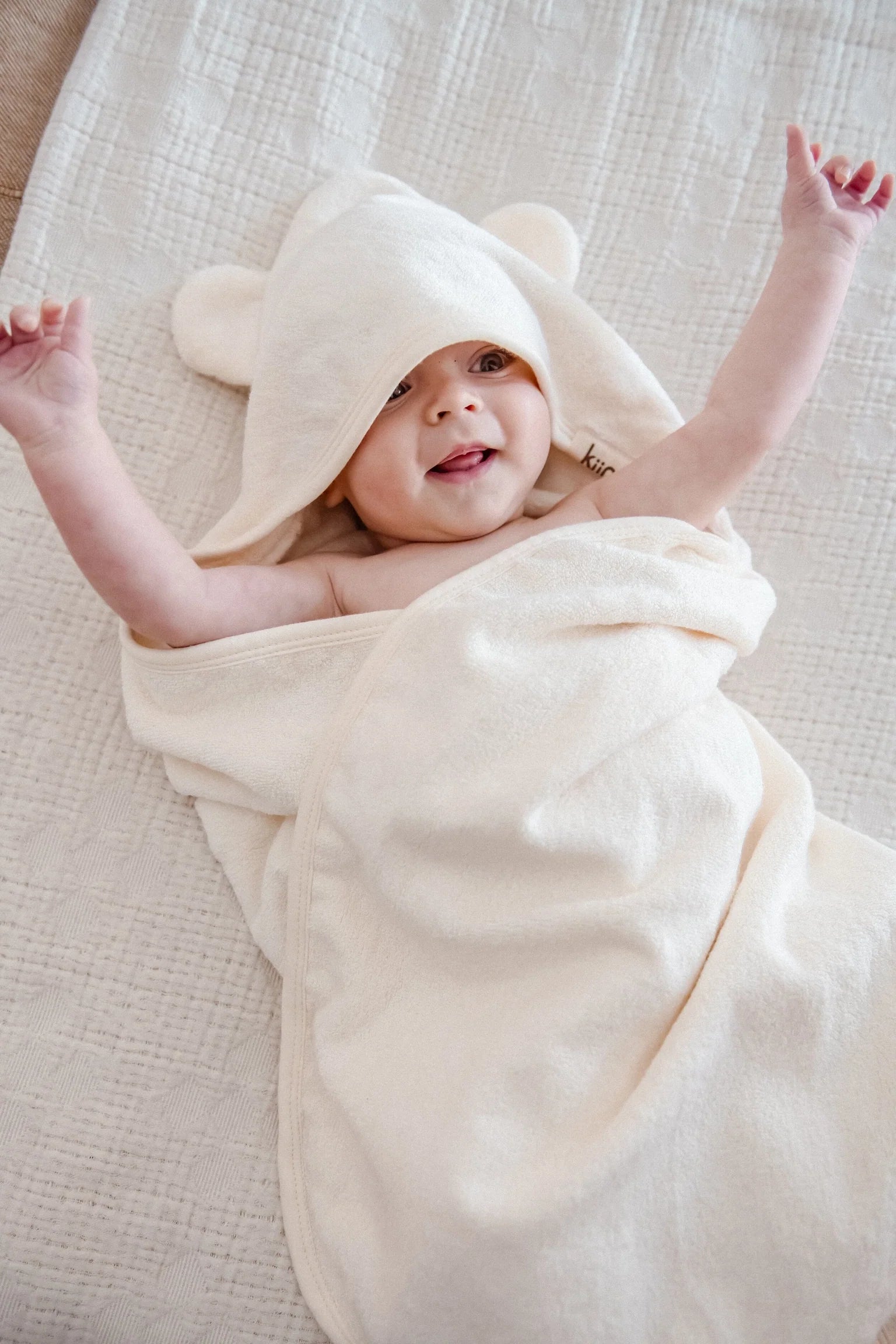 Kiin - Buttercup Hooded Towel