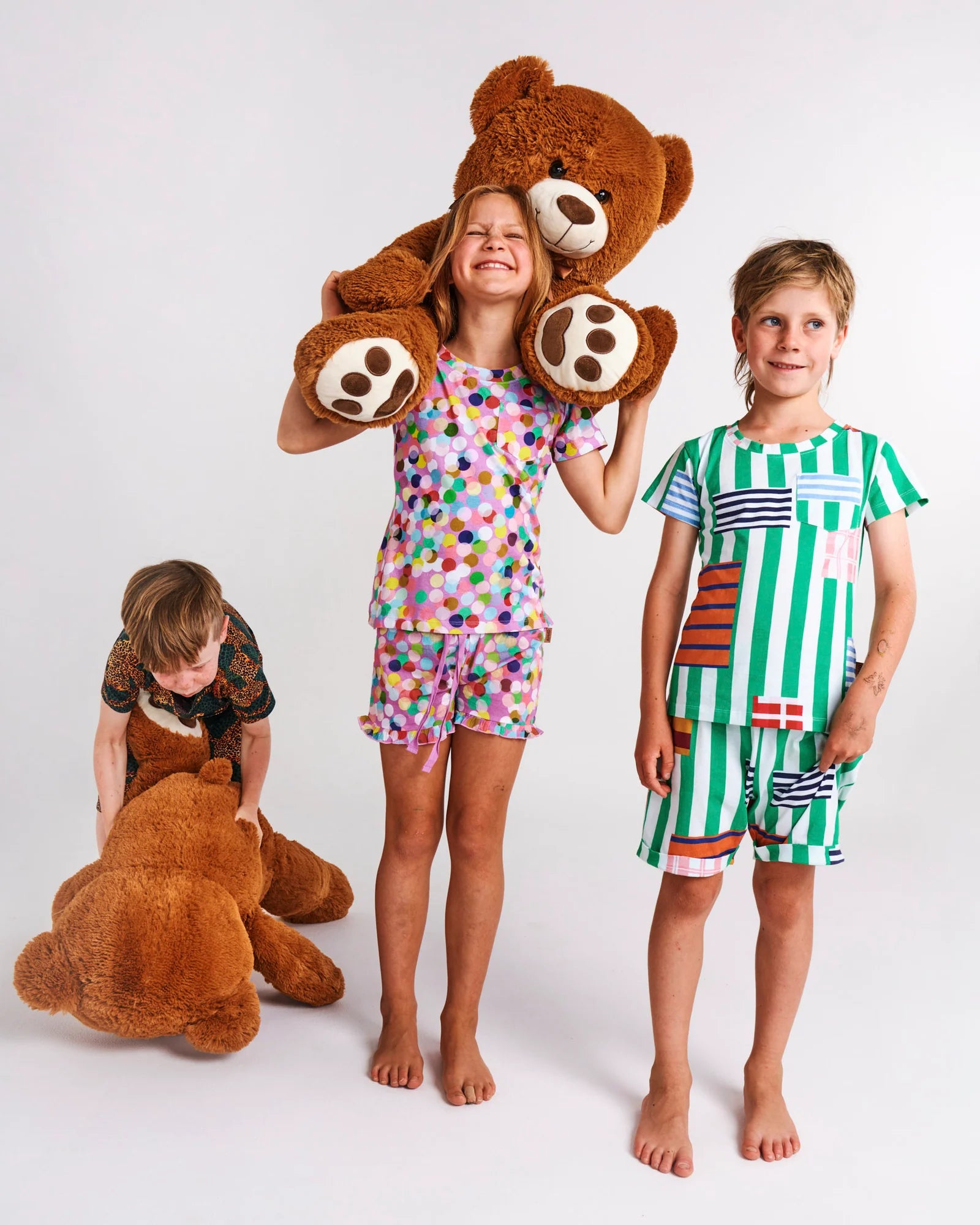 Kip & Co -Confetti Pink Organic Cotton Short Sleeve Tee & Frill Short Pyjama Set