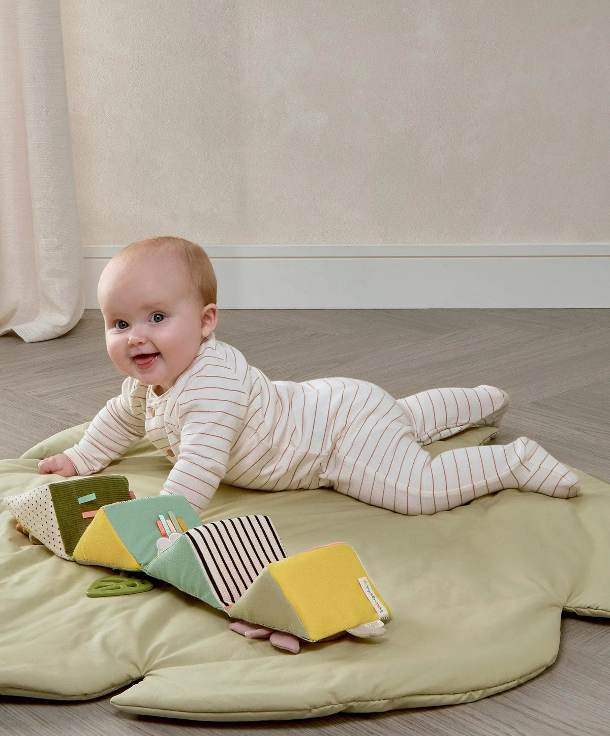 Mamas & Papas Babyplay Folding Activity Cube