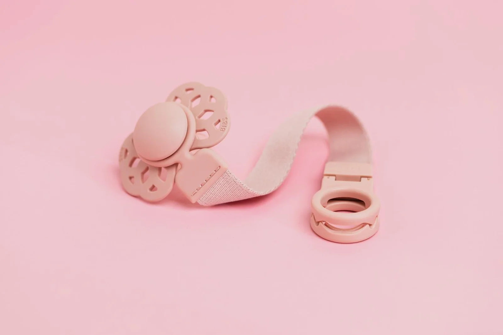 BIBS - Dummy Clip Loop - Blush