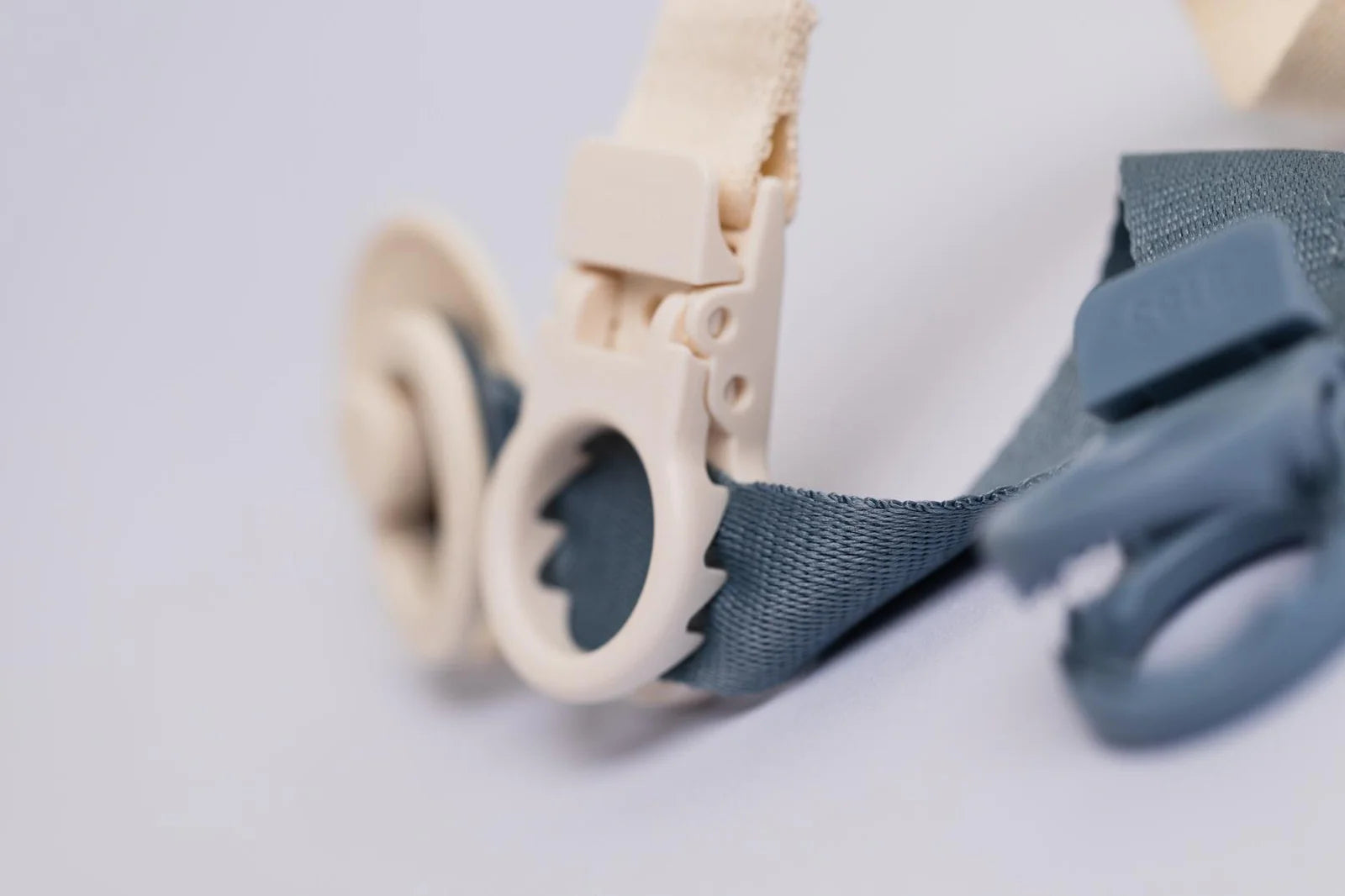 BIBS - Dummy Clip Loop - Petrol