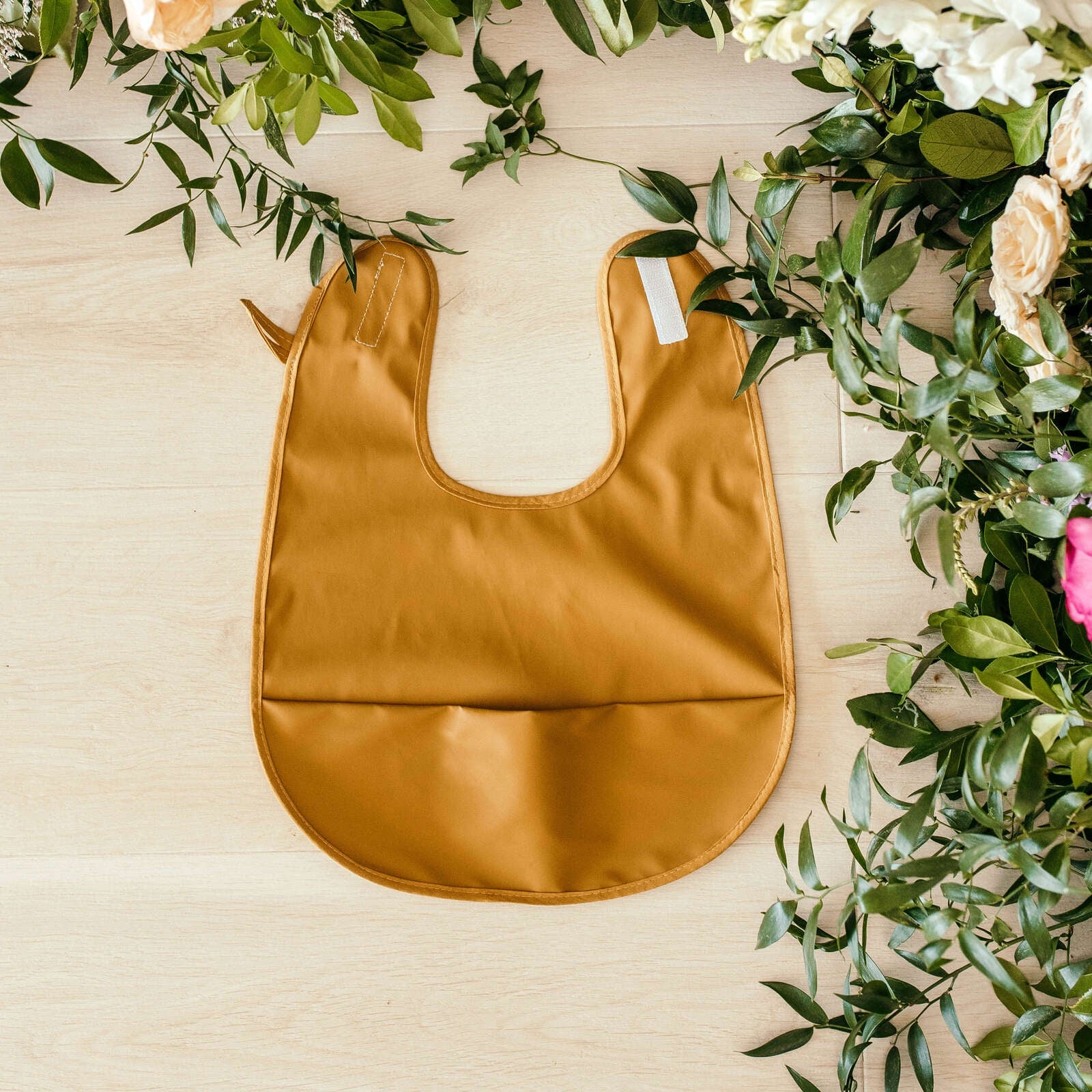 Snuggle Hunny Kids - Waterproof Bib - Byron