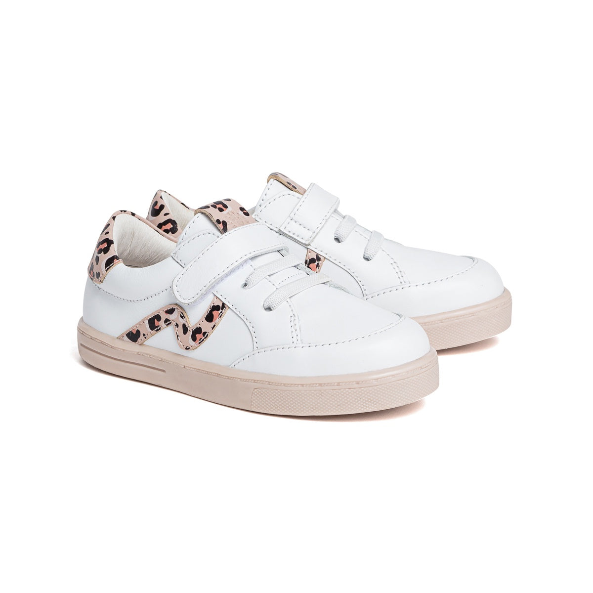 Pretty Brave - XO Trainer - White & Blush