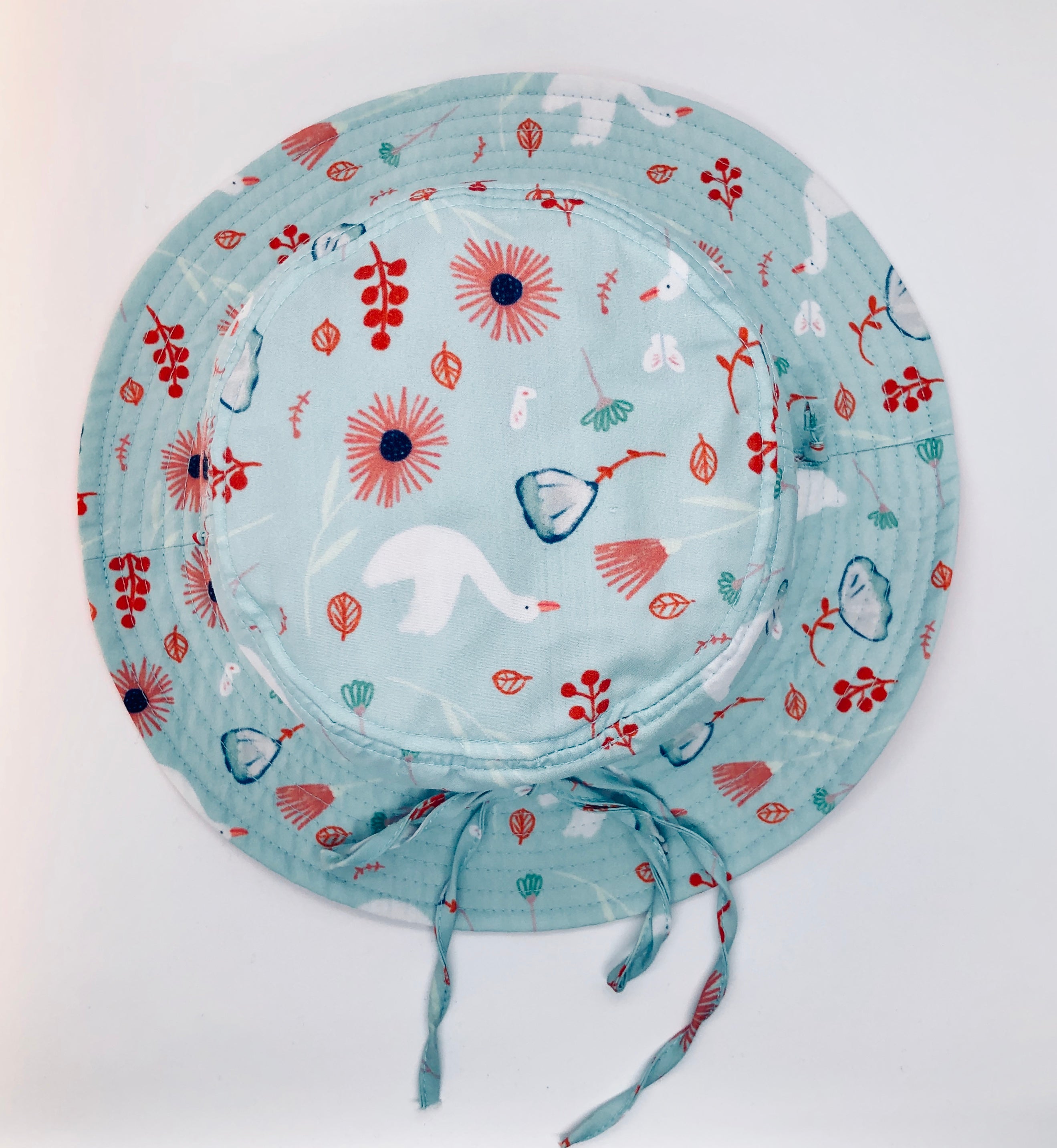 Pippin - Reversible Sun Hat - Swan